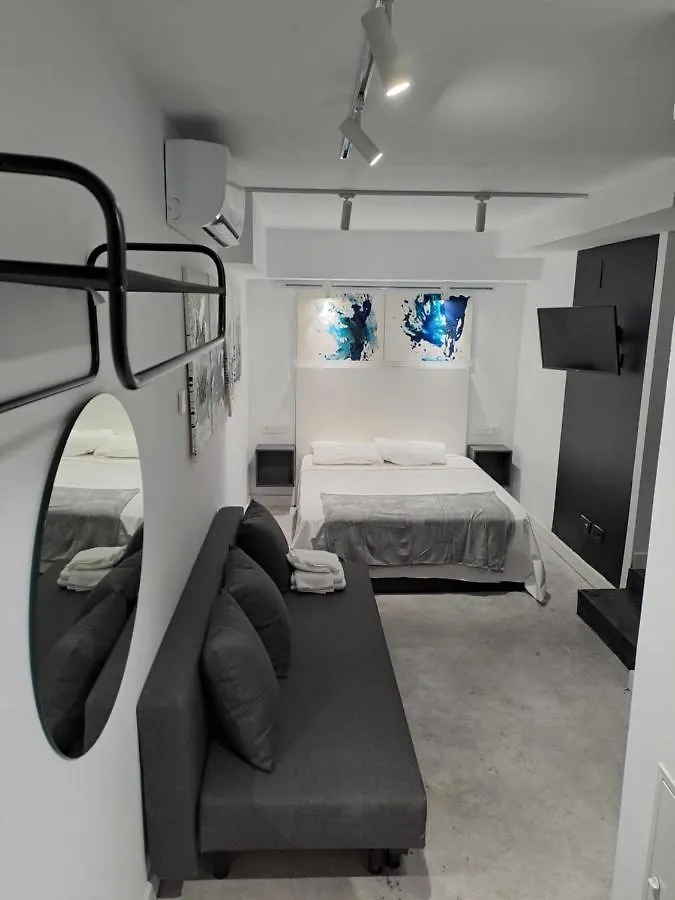 Atarazanas Modern & Luxury location